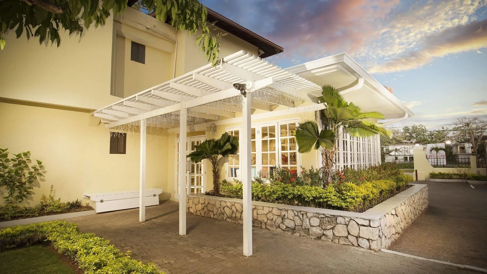 *** Hotel Rooms Negril Jamaica